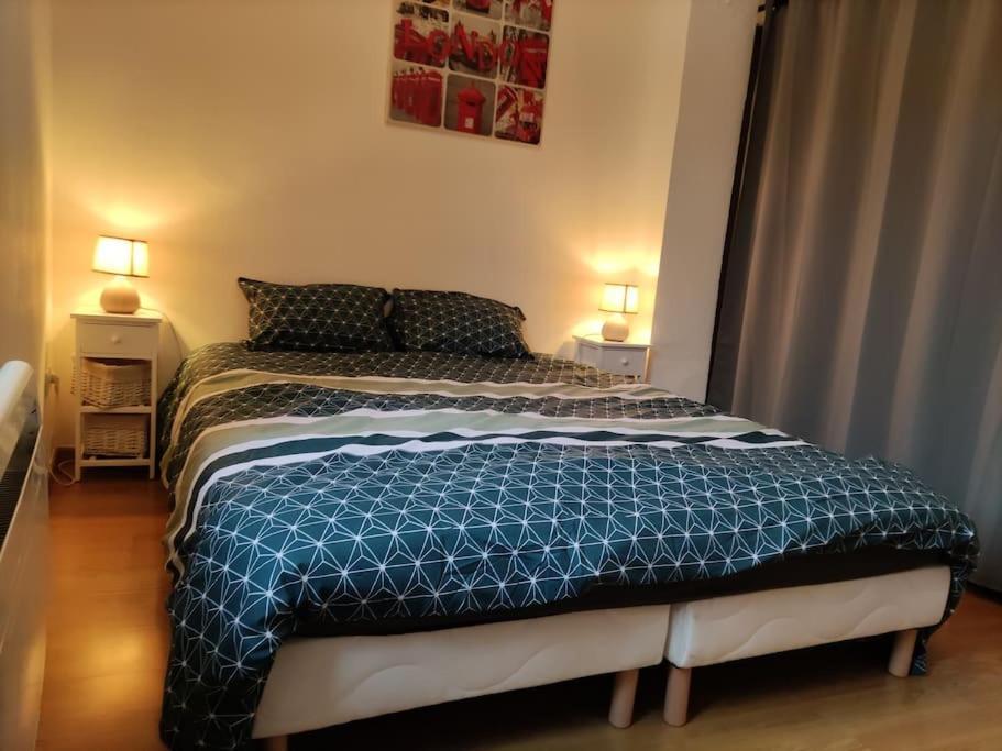 L'Atelier Cosy - Maison De Village Atypique Saint-Georges-d'Esperanche Eksteriør bilde
